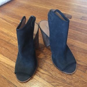 Black Lucky brand chunky heels 10M
